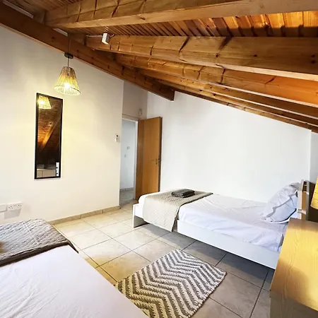 Serenity In The Sun - - דירה